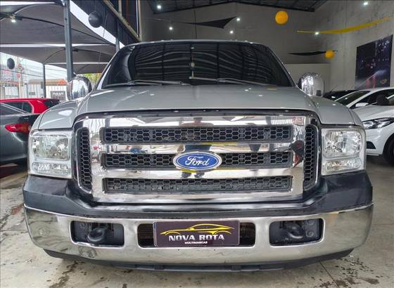FORD F-250 3.9 XL S DUTY 4X2 CS DIESEL 2P MANUAL FORD F-250 3.9 XL S DUTY 4X2 CS DIESEL 2P MANUAL